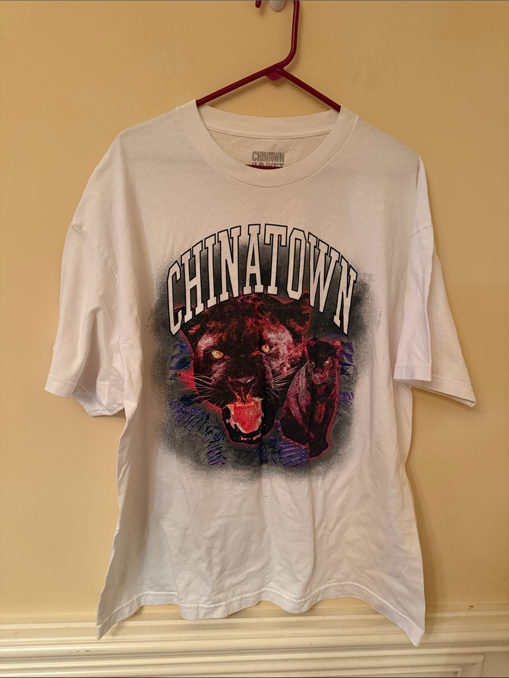 Chinatown Market White Graphic Panther Tee with "Chinatown" Text XX-Large 2X